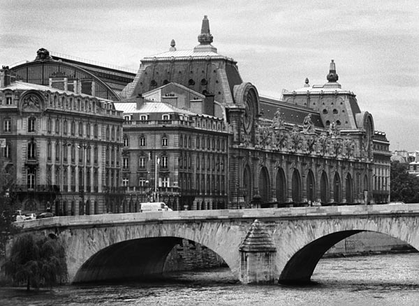 Pont & the Conciergerie
