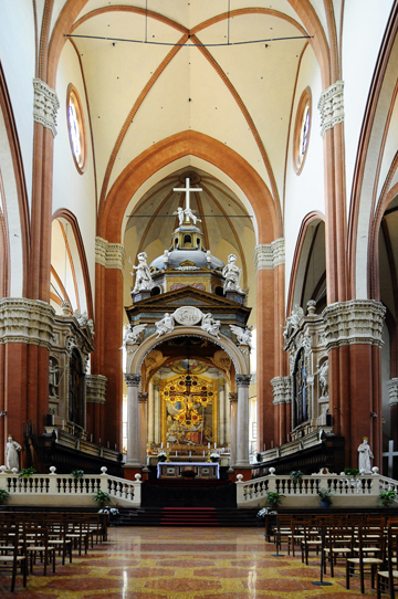 Duomo Interior - Bologna